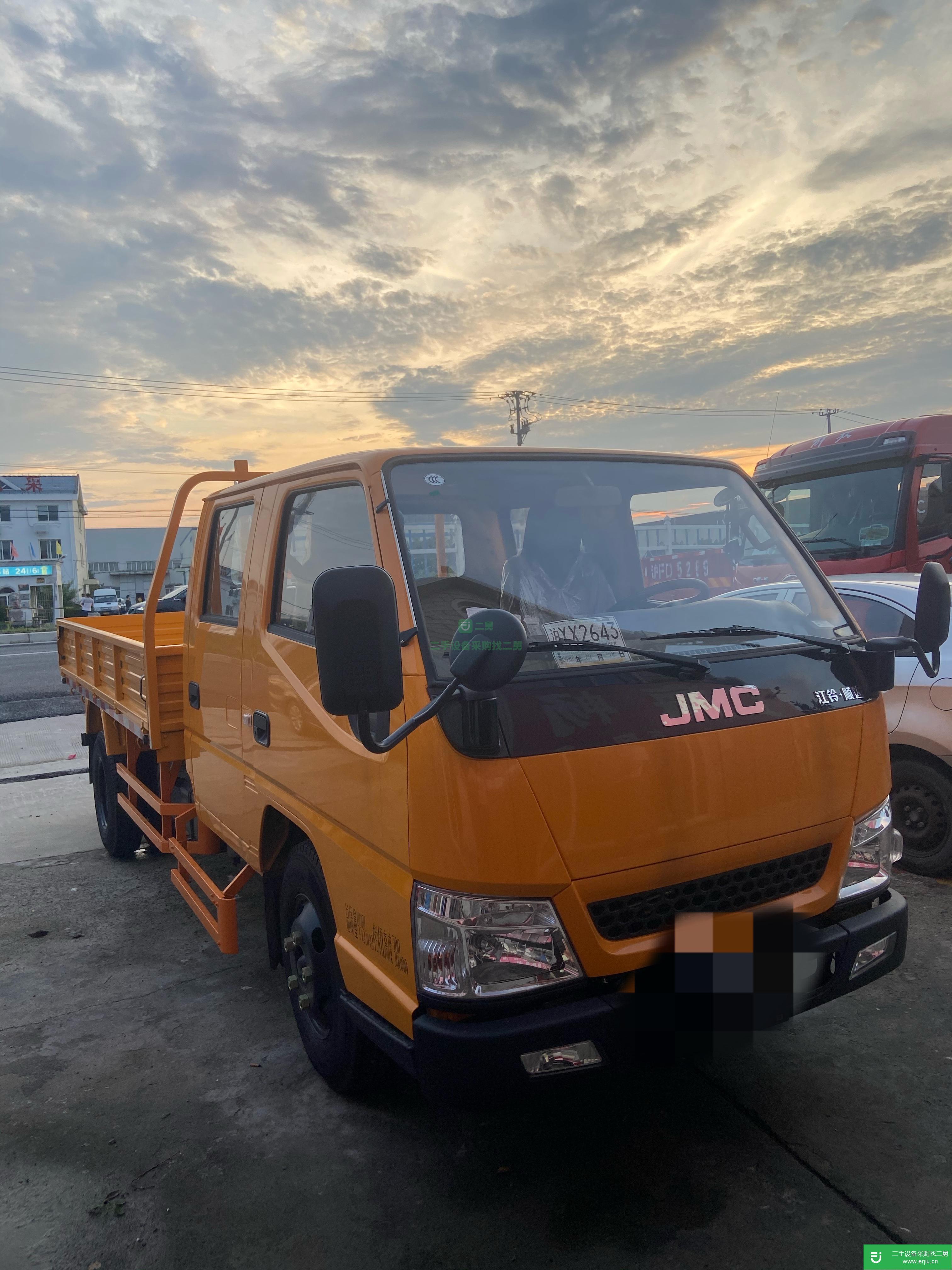 上海出售二手江鈴110馬力貨車