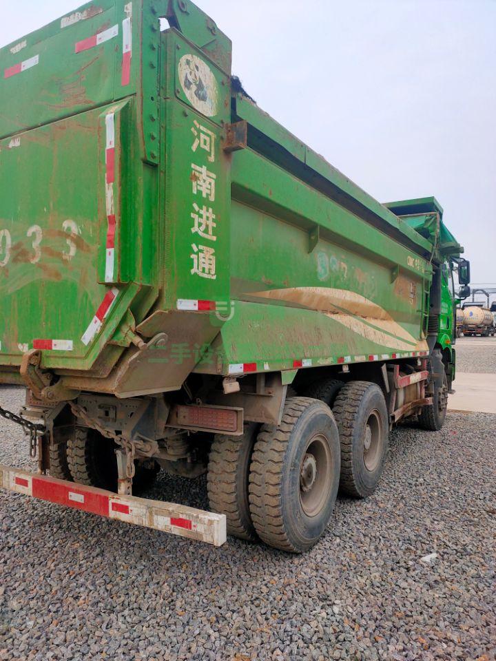 出售17年八成新以上的解放J6p自卸車