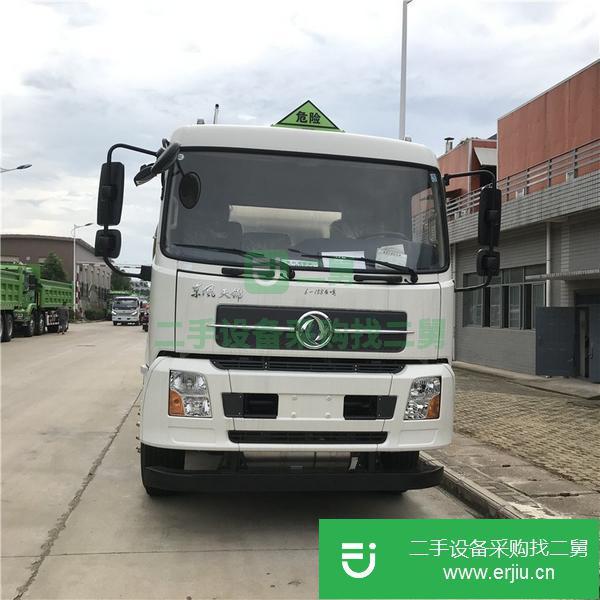 吉林出售二手國六天錦小三軸16噸油罐車