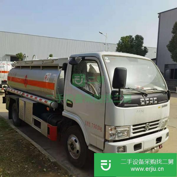 山西出售二手東風(fēng)多利卡5噸油罐車玉柴115馬力5檔變速箱