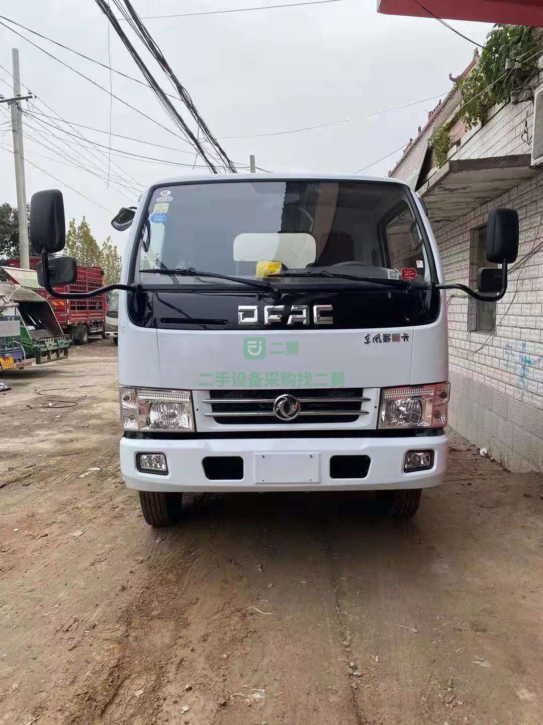 出售一臺19年10月剛買的保險審的車吸污車，全柴發動機