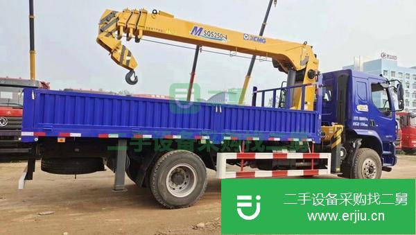 湖北出售二手柳汽乘龍單橋隨車吊配徐工10噸吊機