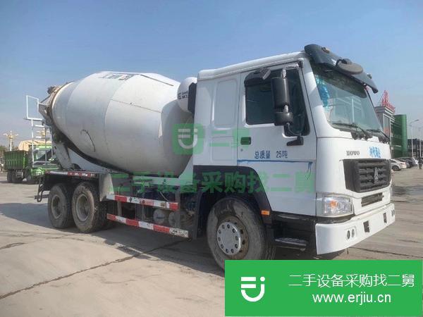 廣西出售二手國四大12方攪拌車,時表行駛幾萬公里 手續(xù)齊全