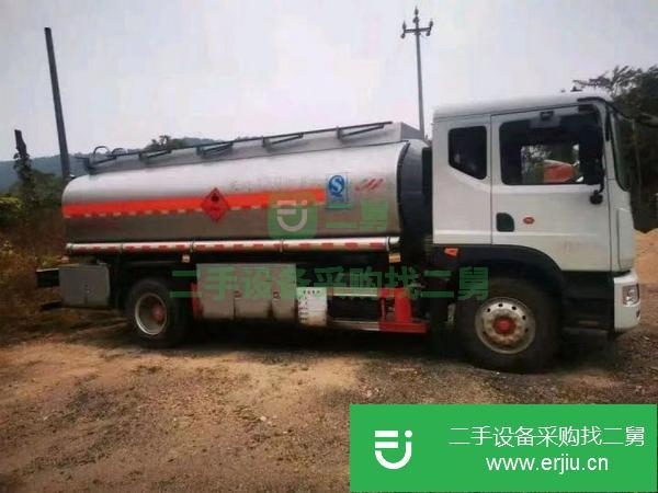 湖北出售二手九成新油罐車