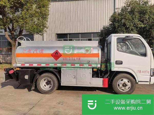 河南出售二手東風2噸油罐車包上戶全柴88馬力中冷增壓發動機