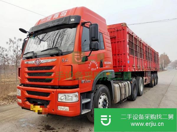 河北出售二手解放牽引車。400馬力車況精品沒磕碰，全車輪胎九成新