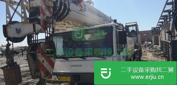 新疆出售二手12年中聯藍色關愛5節桿汽車吊