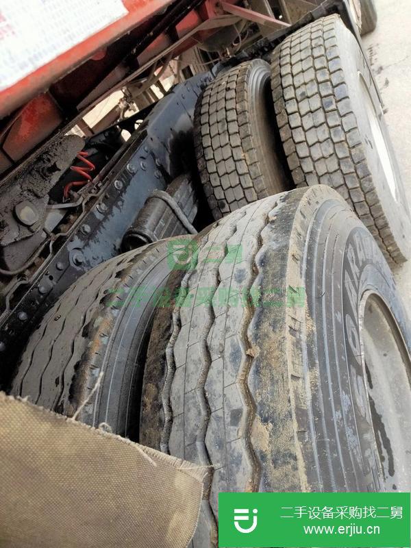 河北出售二手解放牽引車。400馬力車況精品沒磕碰，全車輪胎九成新