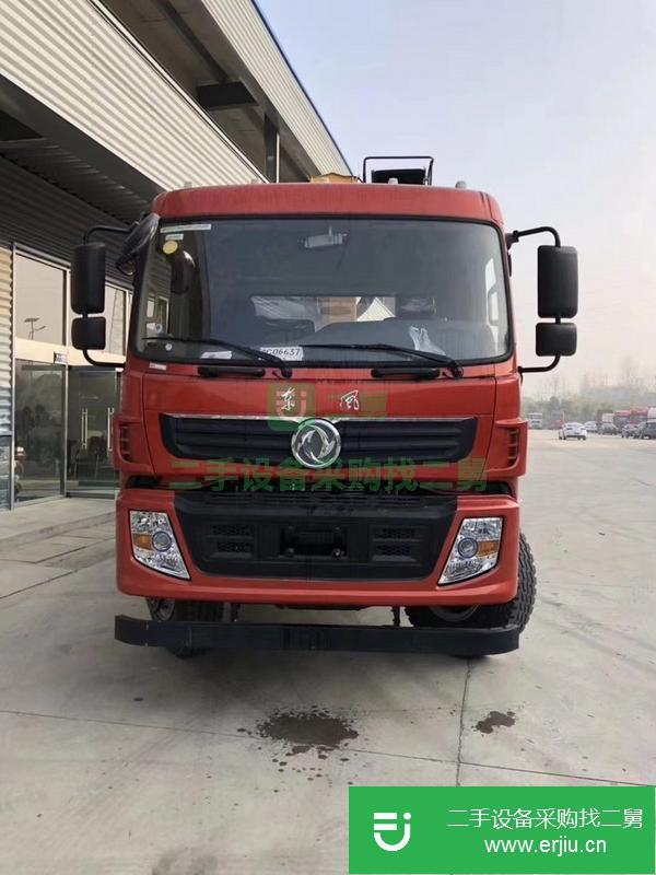 湖北出售二手東風小三軸220匹馬力隨車吊