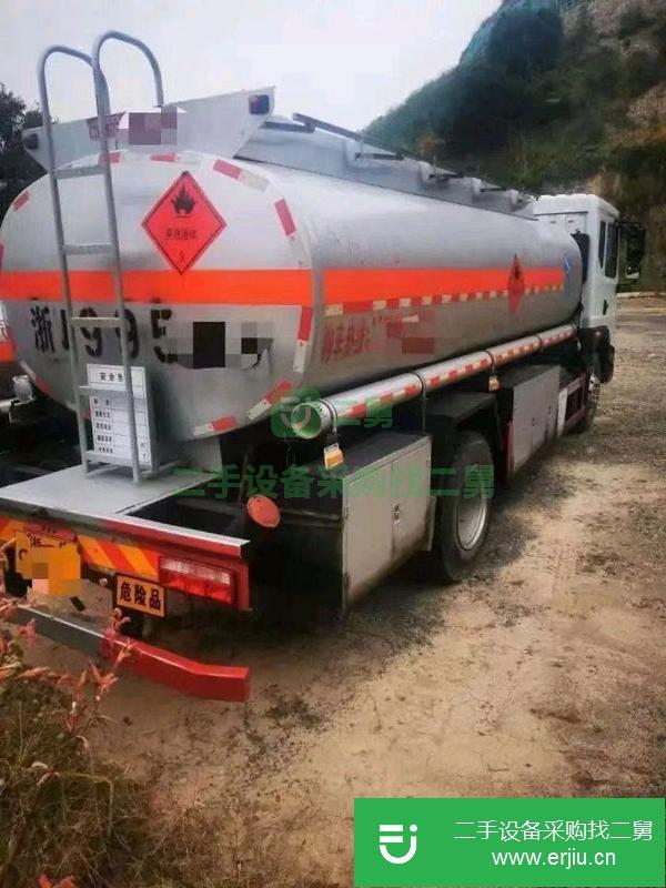 湖北出售二手九成新油罐車