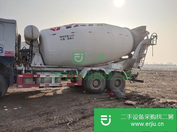 廣東出售二手18年豪沃亞特大14方攪拌車，國五排放