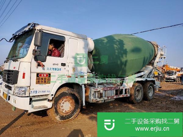 河南出售二手豪沃攪拌車大14方車況良好手續(xù)齊全