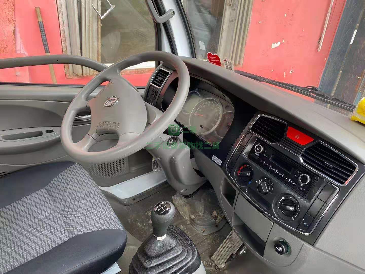 出售一臺19年10月剛買的保險審的車吸污車，全柴發動機