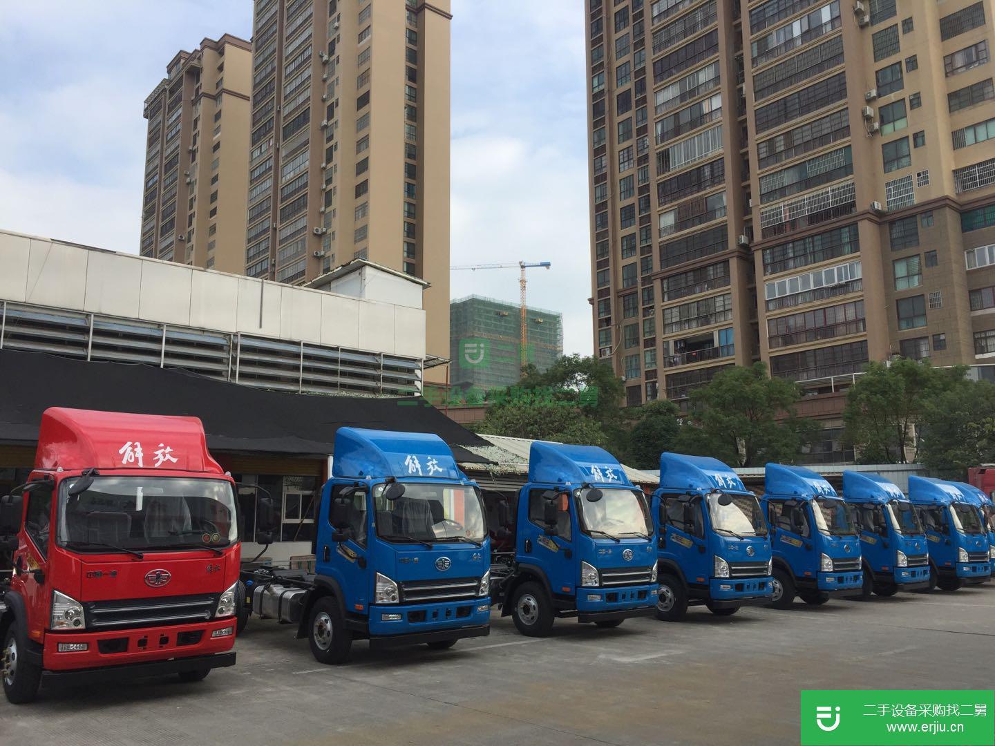 廣西出售二手一汽解放輕卡160馬力牽引車