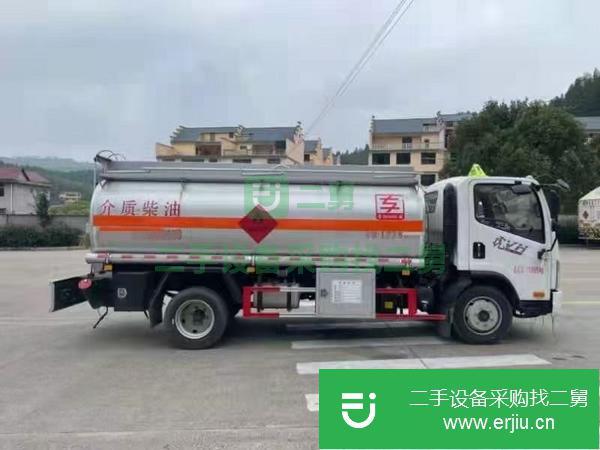福建出售二手解放8噸油罐車手續(xù)齊全濰柴140馬力6檔