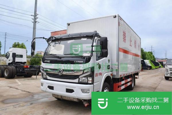 內(nèi)蒙古出售二手東風(fēng)國六危險(xiǎn)品廂式運(yùn)輸車朝柴170馬力發(fā)動(dòng)機(jī)