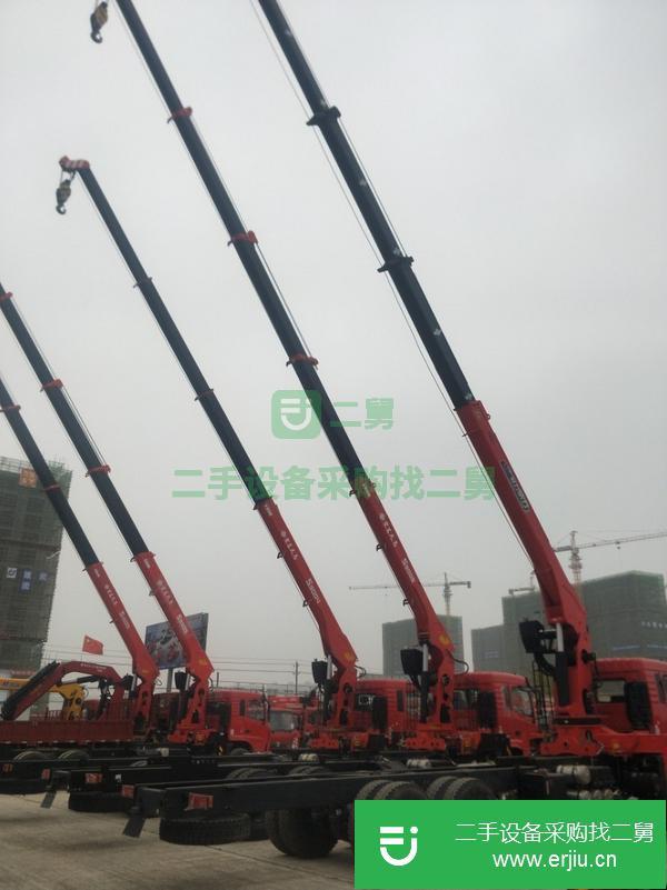 湖北出售二手3.5噸三節臂隨車吊
