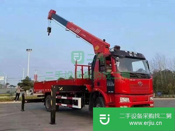 湖北出售二手解放單排駕駛室隨車吊