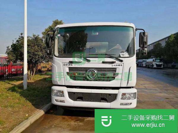 湖北出售二手東風(fēng)D9/12噸鋁合金油罐車