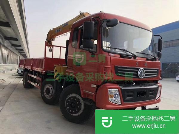湖北出售二手東風小三軸220匹馬力隨車吊