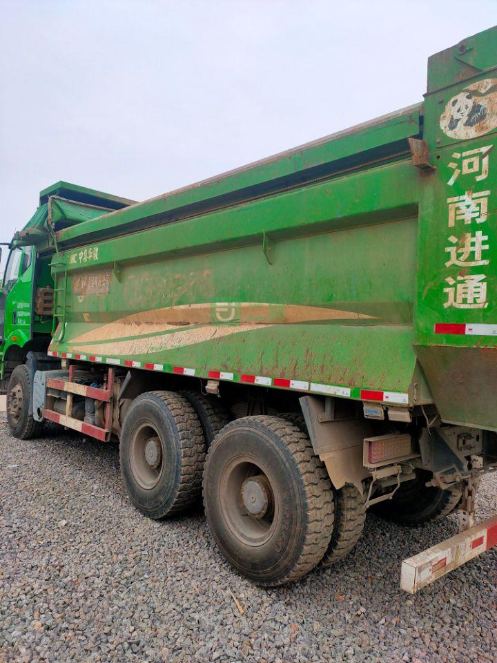 出售17年八成新以上的解放J6p自卸車