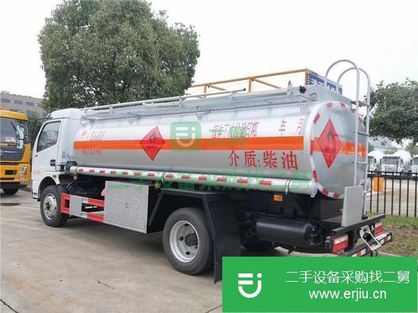 遼寧出售二手江淮8噸油罐車濰柴130馬力柴油發(fā)動(dòng)機(jī)五檔箱可提檔可分期