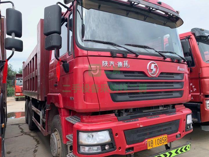 出售17年的德龍f3000后八輪自卸車，濰柴動力375馬力