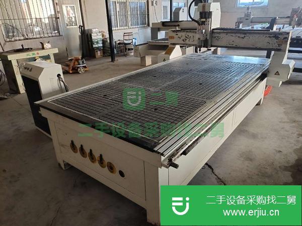 內蒙古出售二手1325木工數控雕刻機