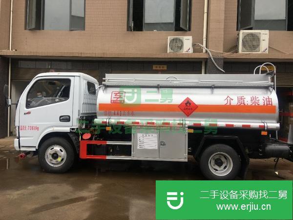 山東出售二手東風(fēng)多利卡2噸油罐車