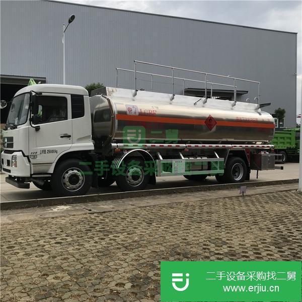 吉林出售二手國六天錦小三軸16噸油罐車