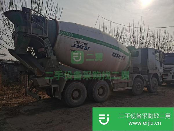 河北出售二手18年紅巖輕量化可拉15方攪拌車