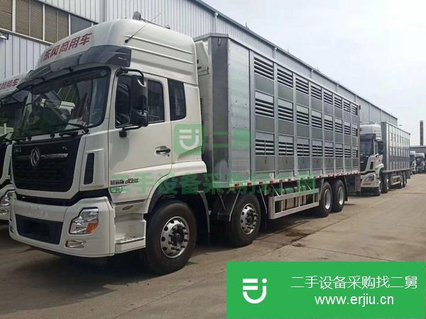 湖北出售二手鋁合金畜禽拉豬運(yùn)輸車可分期包上戶