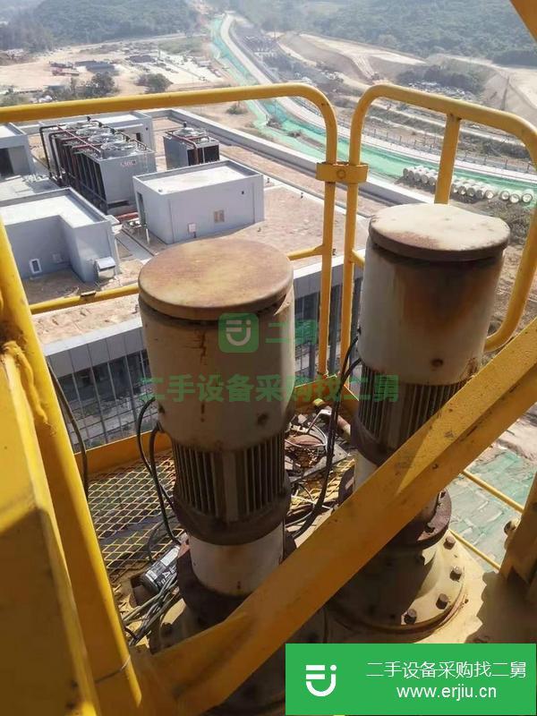 廣東出售二手中聯(lián)重科5613塔吊