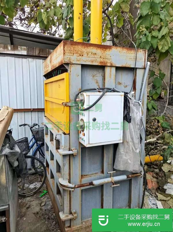 山東出售二手立式打包機