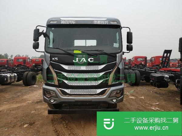 江蘇出售二手解放前四后八平板運(yùn)輸車