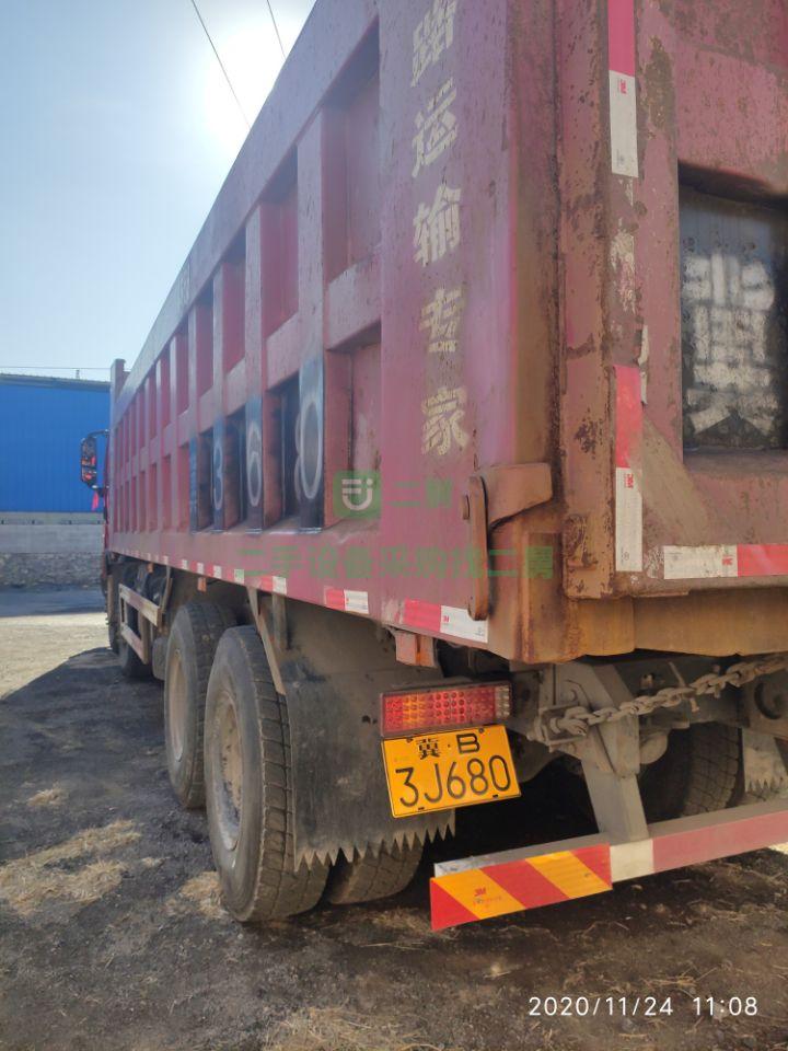 出售17年國五8.6米乘龍H7前四后八自卸車
