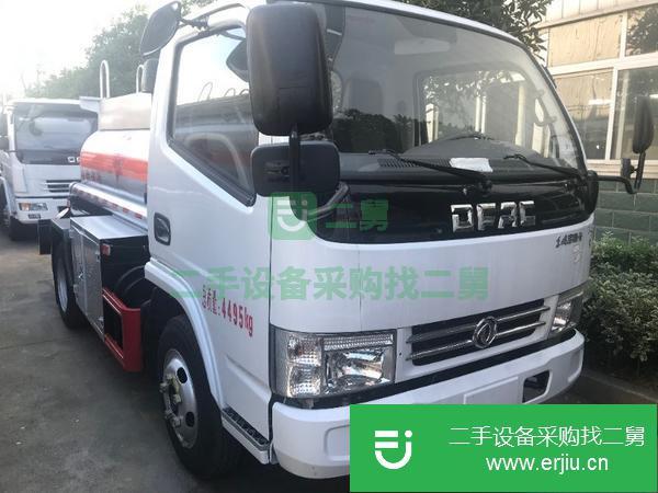 福建出售二手2噸東風多利卡油罐車