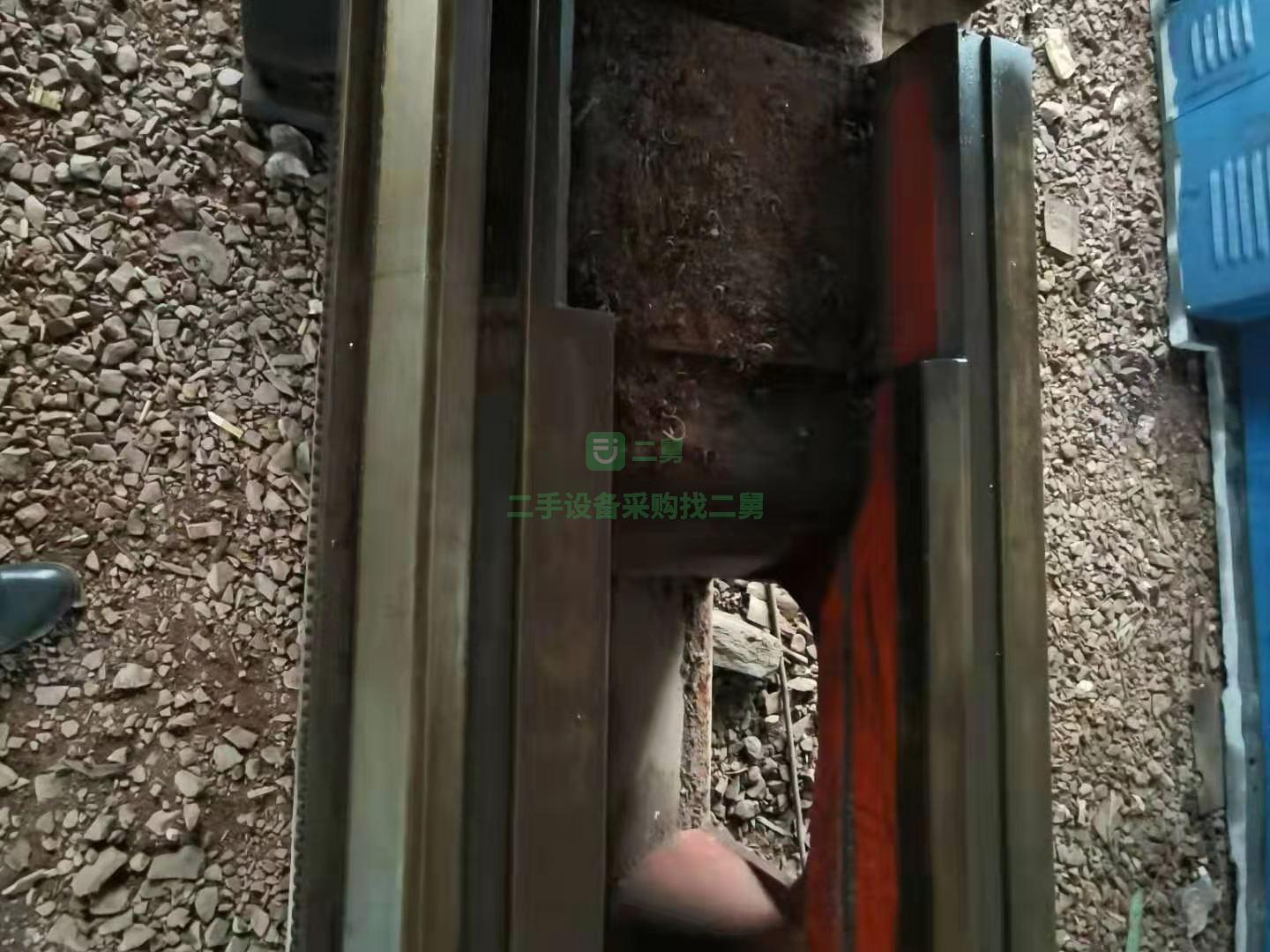 出售一臺(tái)二手沈陽第一機(jī)床廠CW62125車床