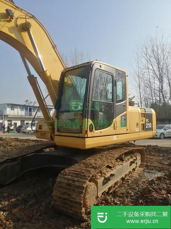 江蘇出售二手小松210-8挖掘機