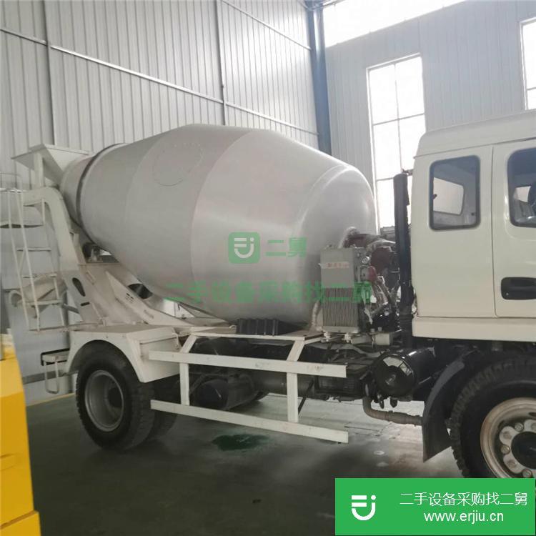 山東出售二手自動上料攪拌車