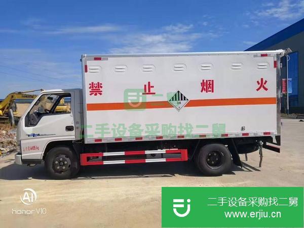 河南出售二手3.2米易燃氣體危險品廂式運輸車