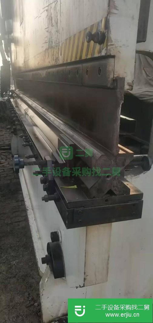 北京出售二手南通東海WE67Y-300x4000雙機液壓板料折彎機