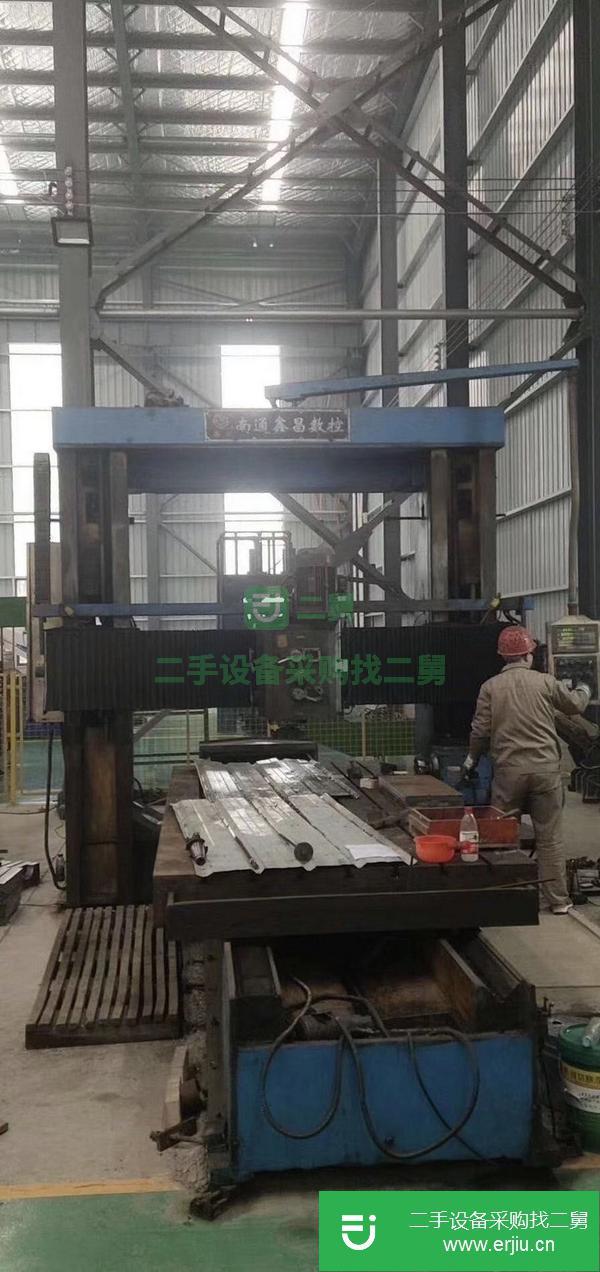 河北出售二手2×4米南通鑫昌龍門銑床，絲杠傳動，導軌完好，帶數顯