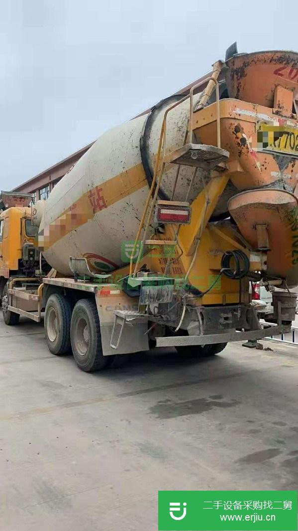 廣西出售二手華凌大十二方攪拌車濰柴動(dòng)力車況完美手續(xù)齊全