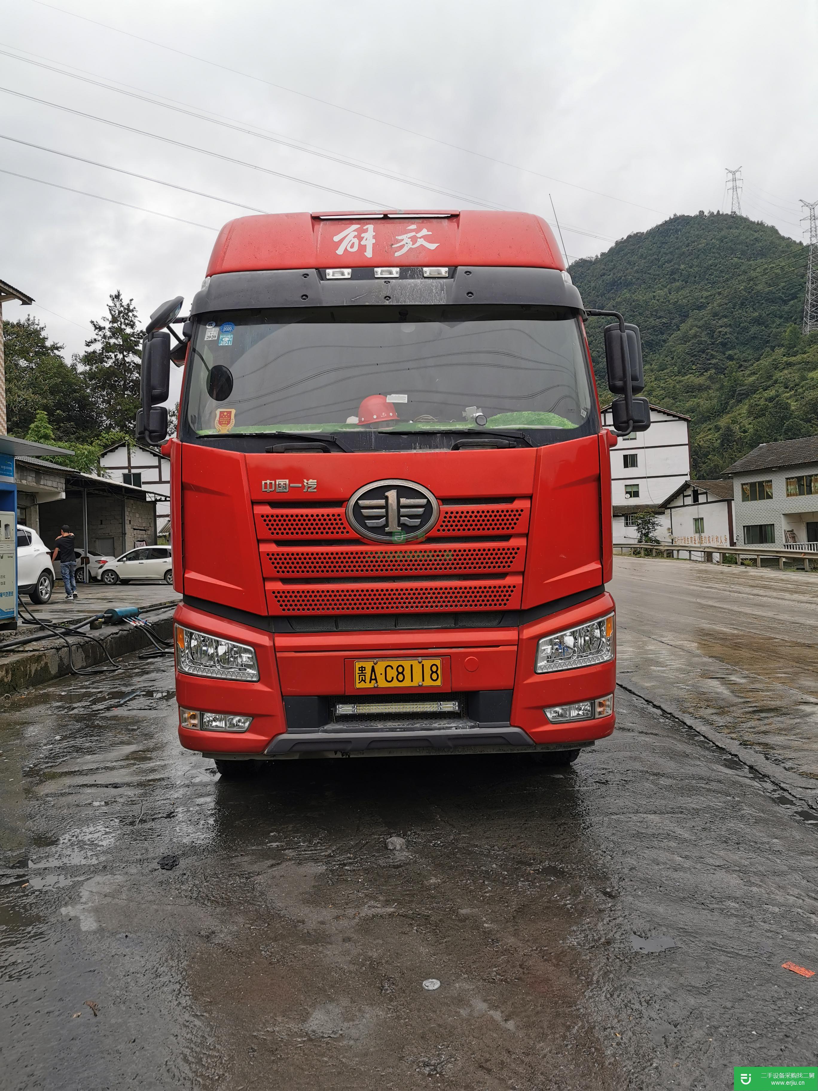 貴州出售二手一汽解放粉粒物料運輸車460馬力