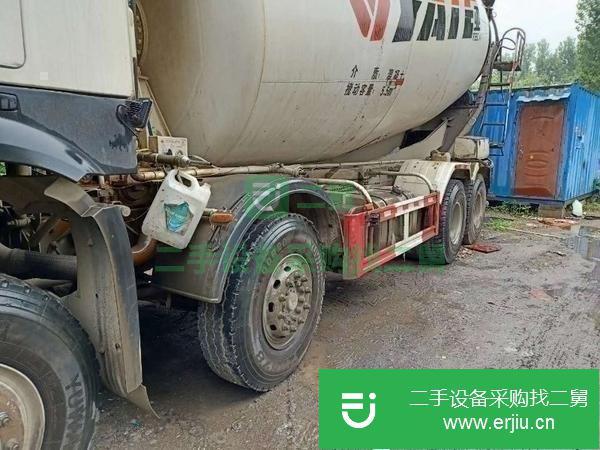 江蘇出售二手國五重汽豪沃前四后八水泥攪拌車