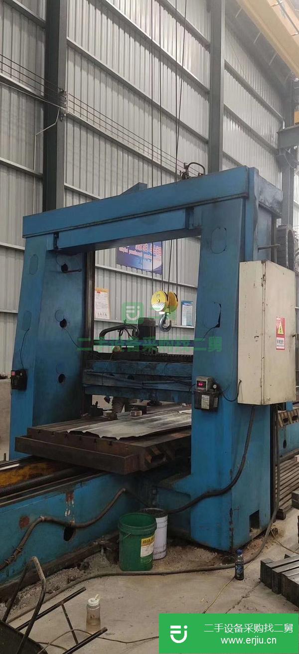 河北出售二手2×4米南通鑫昌龍門銑床，絲杠傳動，導軌完好，帶數顯