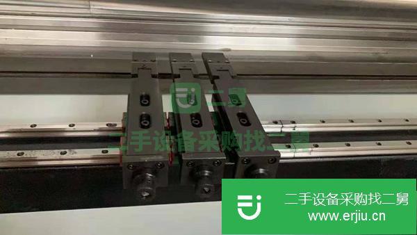 江蘇出售二手新力W67Y-250x5米3+1軸數控折彎機