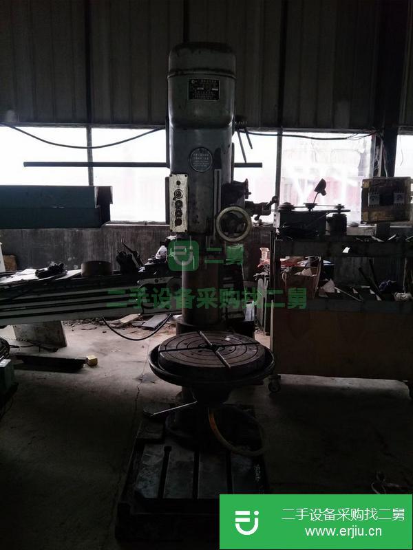 山東出售二手圓柱立式鉆床，質(zhì)量好，接電就能干活。