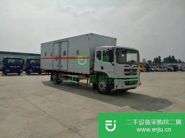 湖北出售二手江特危險品運輸車康機220馬力